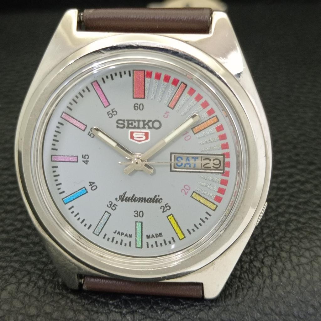 JAPAN VINTAGE SEIKO 5 AUTOMATIC MENS GREY COLOR DIAL WATCH A701635-5 R206c-a701635