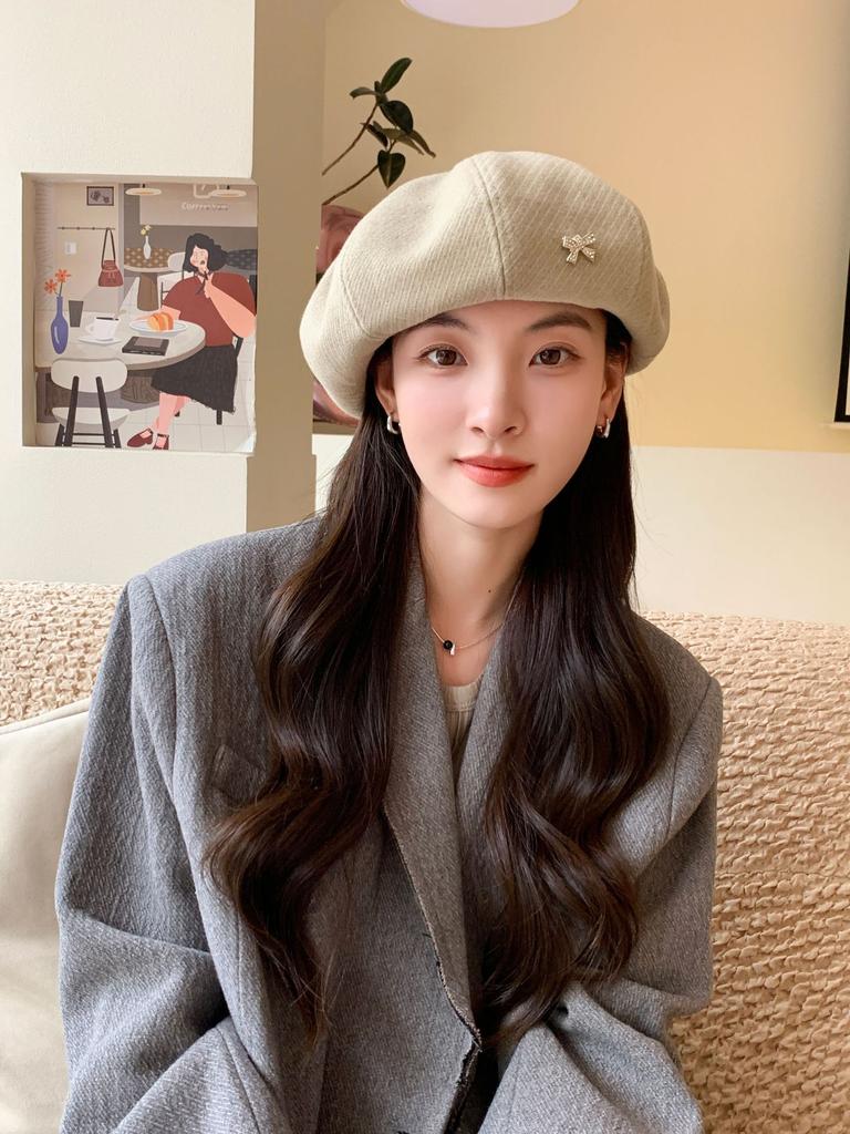 Cloud large version beret hat women's autumn and winter literary and retro painter hat splicing dome showing face small pumpkin hat