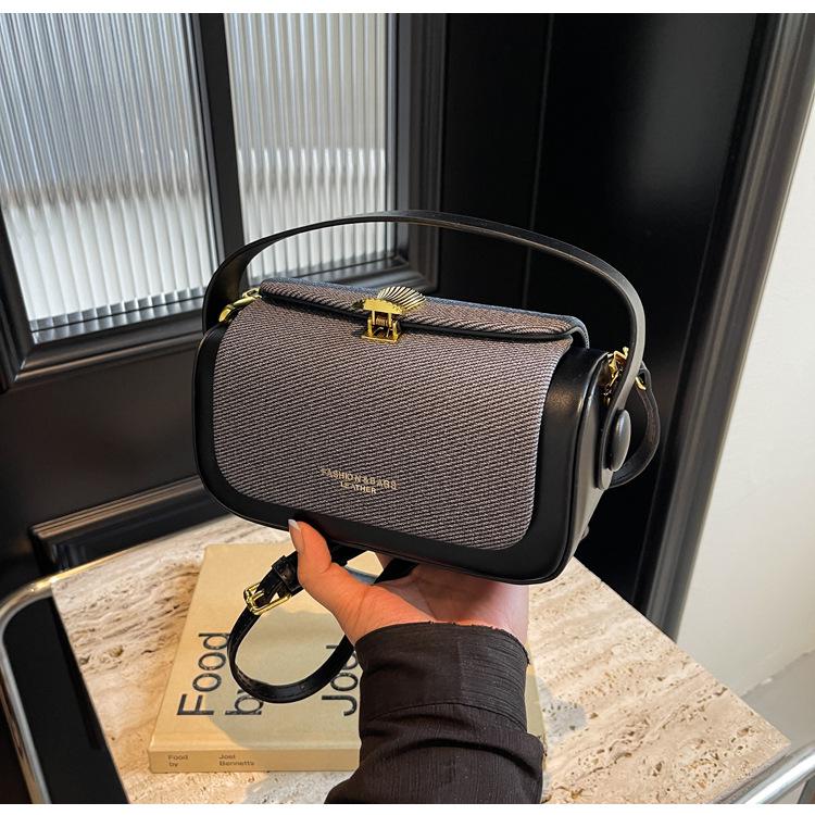 

Жіноча сумка з кольоровими блоками - Універсальна сумка кросбоді та на плече чорний