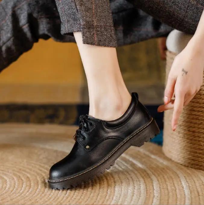 Woman Brogue Shoes Woman Platform Oxford Shoes Flats British Style Vintage Cut-Outs Flat Casual Women Shoes Student Retro