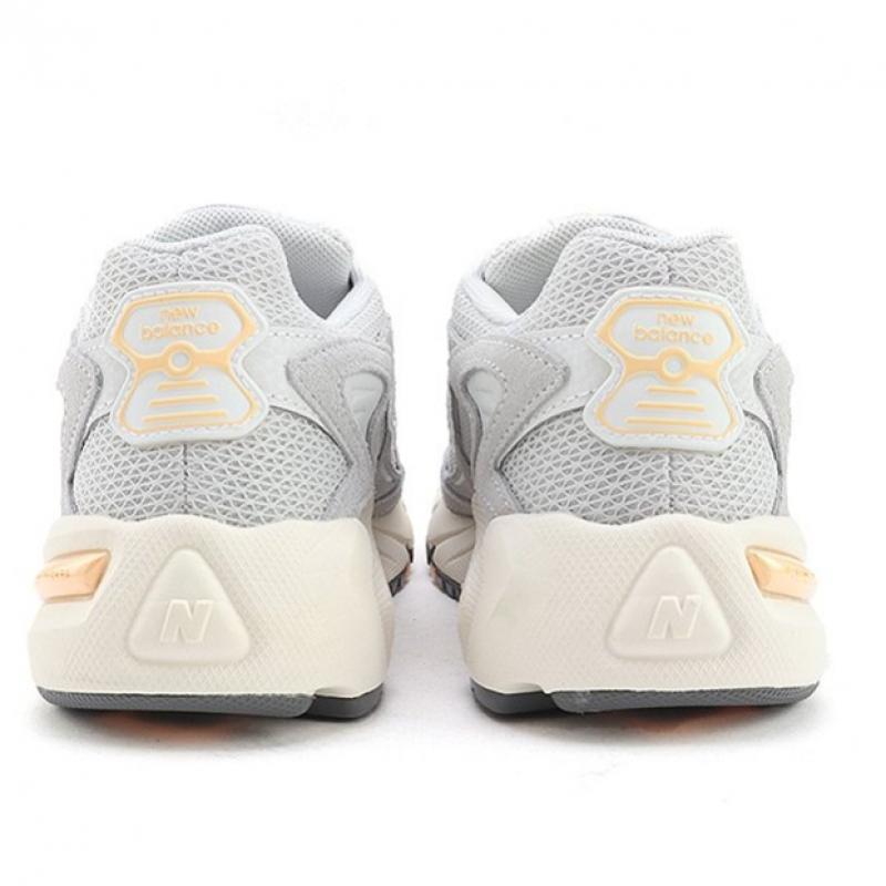 New Balance 725  Ml725i   Ivory
