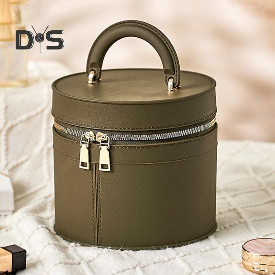 Travel Toiletry Bag with Handle Large Capacity Zipper Closure Waterproof Portable Cosmetic Bag Makeup Organizer