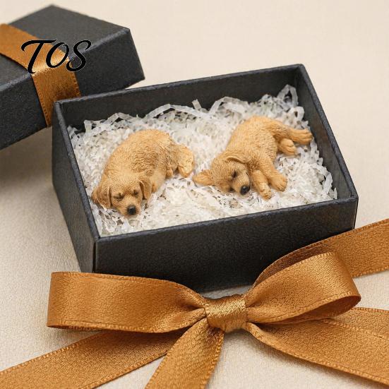 Kreatives Geschenk für Autoliebhaber 2 Stück Schlafender Harzhund Figur, Niedliche Welpen Armaturenbrett Dekoration Exquisite Tier Skulptur Frauen, Mini Beruhigende Statue Schreibtisch,