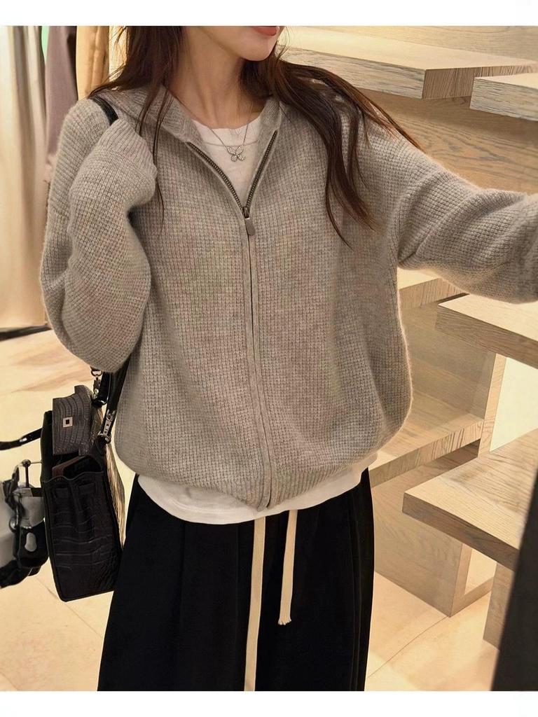 Women's 2026 Wool-Blend Zipper Hoodie Jacket - New Runway Style.