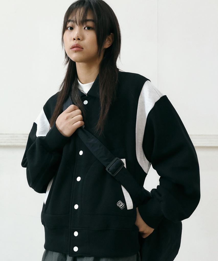 Travel Scout Varsity Sweat-Jacket Black