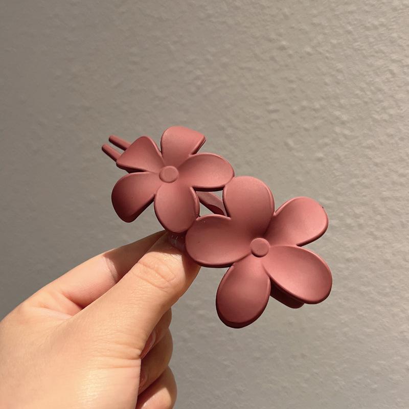 

Матовые заколки-крабы для волос с цветами, матовые заколки-крабы для женщин, девушек, для тонких, густых, вьющихся волос, детские аксессуары для волос, заколки красный