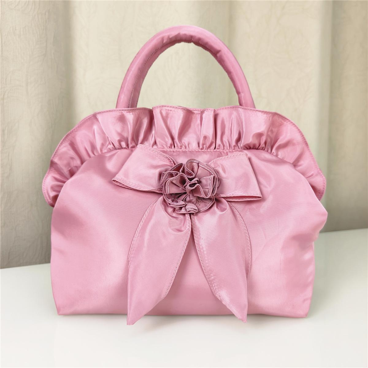 

Большая женская сумка Hanfu, милая цветочная сумка, свадебный подарок, сумочка из бутика, женская сумка Lolita с бантом outer length 23cm, height 18cm, bottom width 13cm