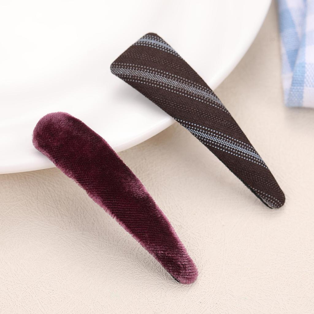 High-End Red Velvet Water-Drop Bangs Hair Clip for Girls - Korean Autumn/Winter Collection