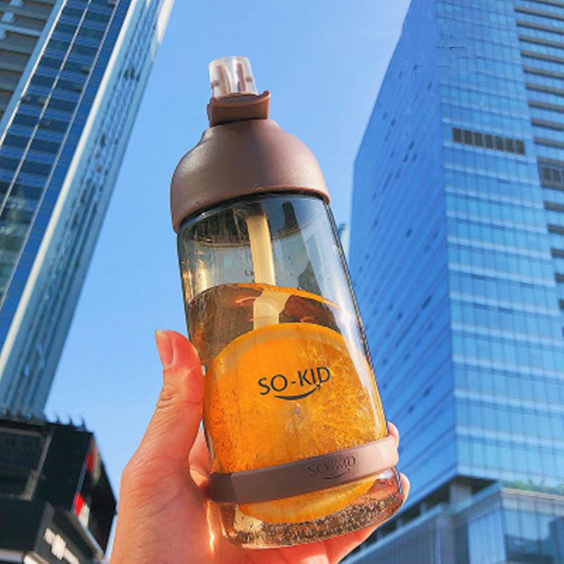 

Новая спортивная бутылка для воды с соломинкой для путешествий на открытом воздухе, походов, портативная герметичная пластиковая бутылка для воды, лидер продаж 550ML кофейный