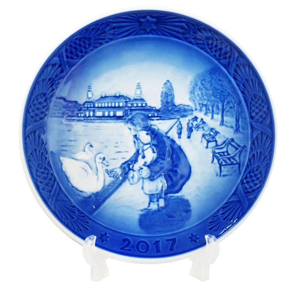 Royal Copenhagen Year Plate 2017 Walk at the Lakes [Parallel Import]