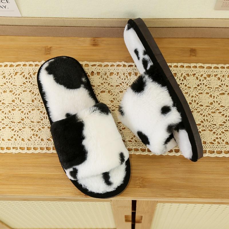 

Затишні зимові тапочки для жінок М які кімнатні тапочки проти ковзання Теплі тапочки 40-41 чорний