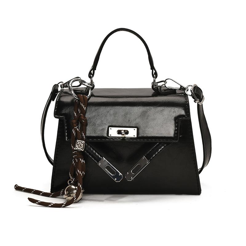 

Handbag women s new fashion versatile shoulder bag niche design retro messenger bag One size чорний