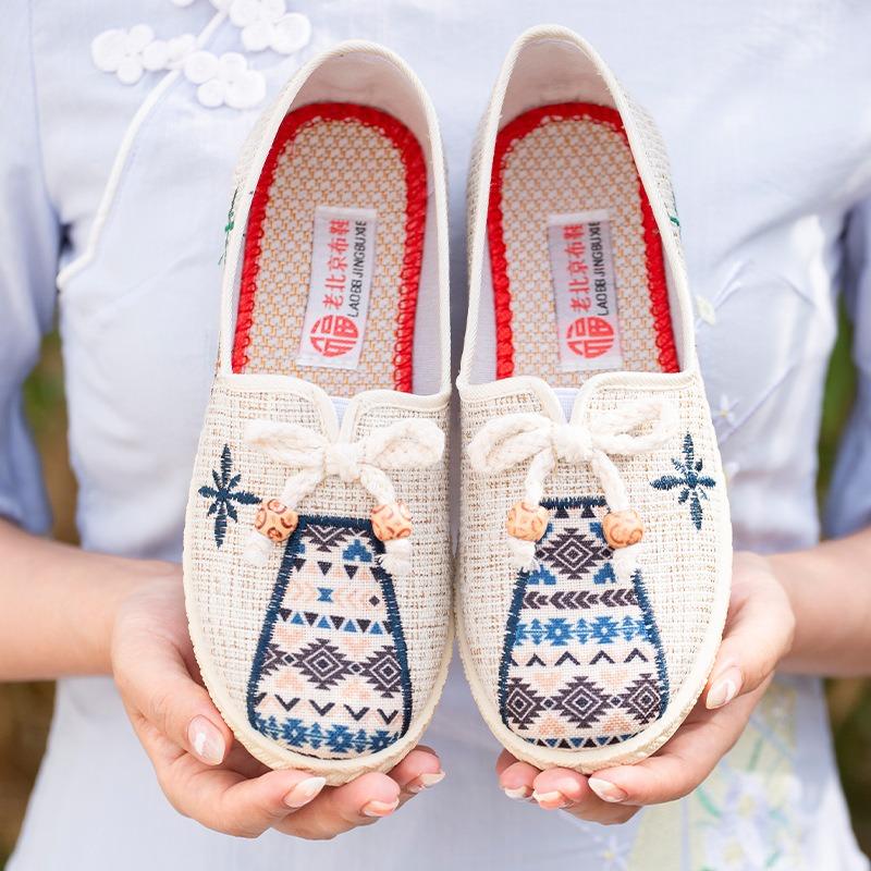 New Style Cloth Shoes Women's Single Shoes Breathable Soft-soled Flat Shoes Mom Shoes