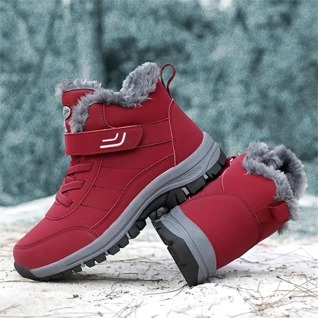 Women's winter velvet warm and thick mother's shoes snow boots sports and leisure middle-aged and elderly walking shoes anti sli