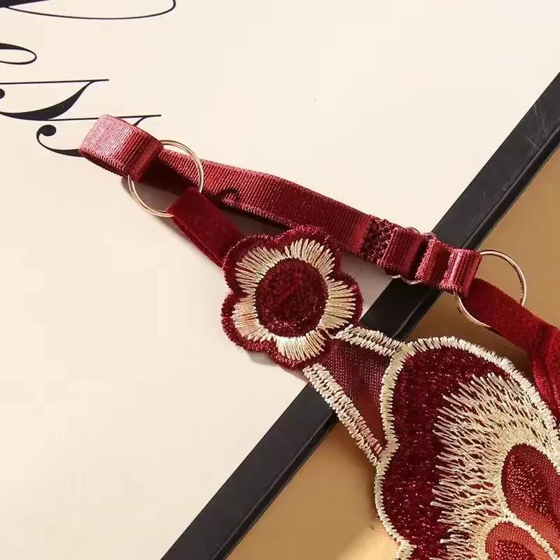 European Exquisite Butterfly Embroidered Thong Sweet Flower Perspective Lingerie Women Sexy Adjustable Briefs