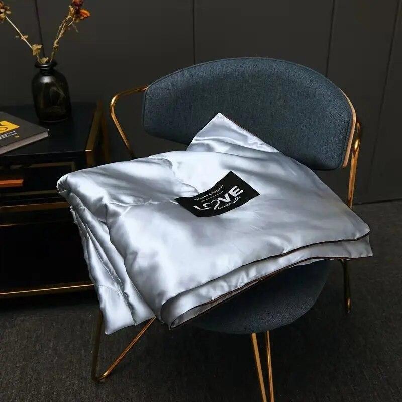 Letní přikrývka Ledové hedvábí Prošívaná přikrývka Pratelná Chladivý pocit Spánek na naháče Klimatizace Tenká přikrývka Děti Jednolůžko Queen Ložní prádlo