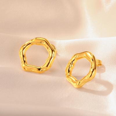 Boucles d'oreilles clous géométriques à cercle irrégulier pour femme, en acier inoxydable plaqué or, bijoux tendance, cadeau idéal pour les fêtes et la Saint-Valentin