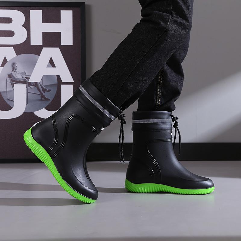 Fashion Rain Boots Waterproof Shoes Men's Tide Medium and Short Boots Wear Fleece Warm Non-slip Rain Shoes Women's Fishing Shoes Glue Shoes