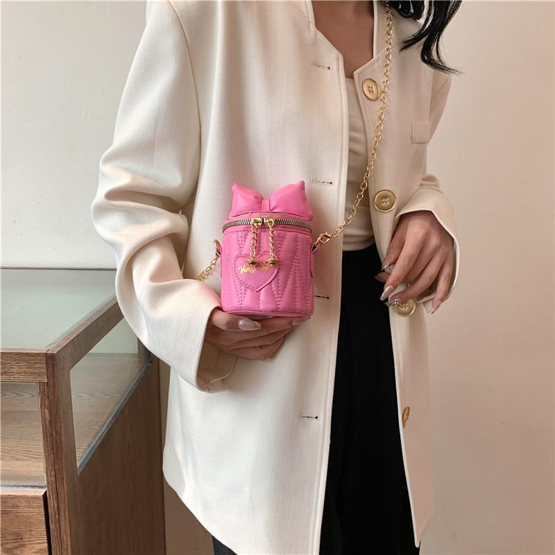 Mini Lipstick Small Bag Women's 2025 New Small Fragrant Wind Pleated Bucket Bag Bow Creative Styling Messenger Bag