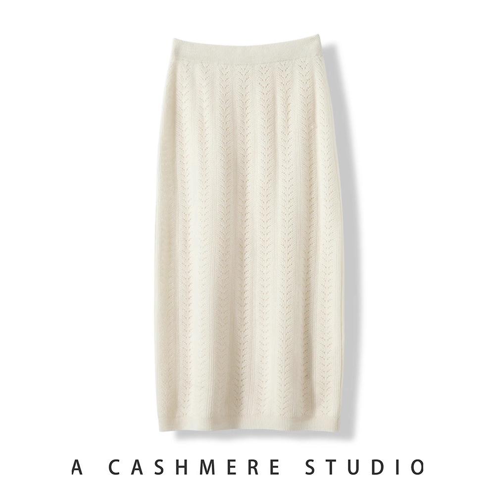 Women's Cashmere Knitted Suit with Chinese Stand Collar and Hollow Skirt, Perfect for Autumn/Winter.