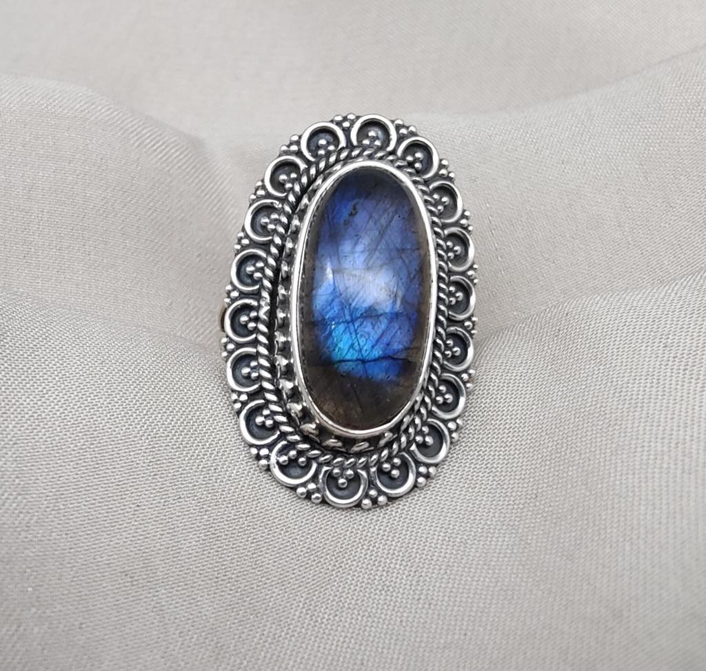 Handmade 925 Sterling Silver Labradorite Ring: Vintage Boho Statement Jewelry