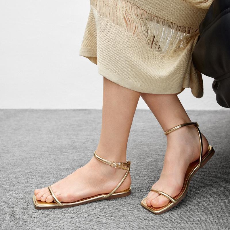 Fashion Fashion Gold Narrow Band Flat Sandals Women Comfort Ankle Buckle Brand Designer Shoes Summer Outdoor 43 Large Size Beach Sandals