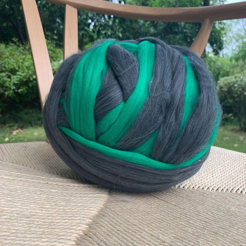 8cm Thick DIY Chunky Hand-Knitted Blanket with Imitation Wool Yarn