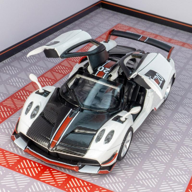 1/32 Simulation Pagani BC Alloy Supercar Model, Doors Can Be Opened with Sound and Light, Car Ornaments