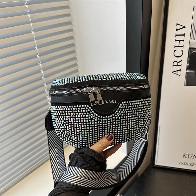 

Модна сумка-сідло на плече та через плече зі стразами 2024 для жінок