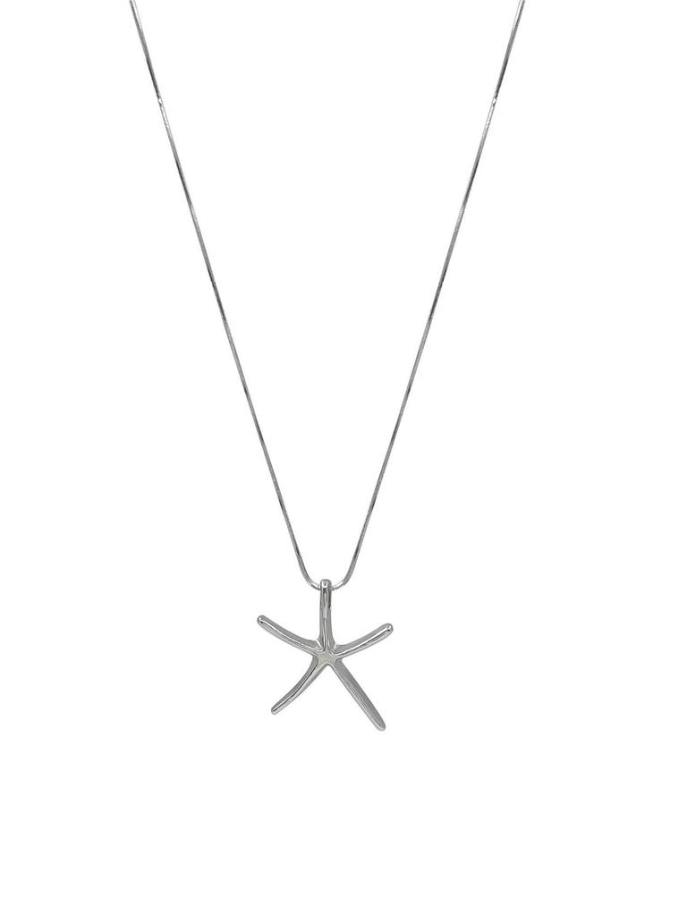 Minimalist Starfish Pendant Necklace for Women - Niche Design, Versatile Clavicle Chain, Vacation Style Fashion.