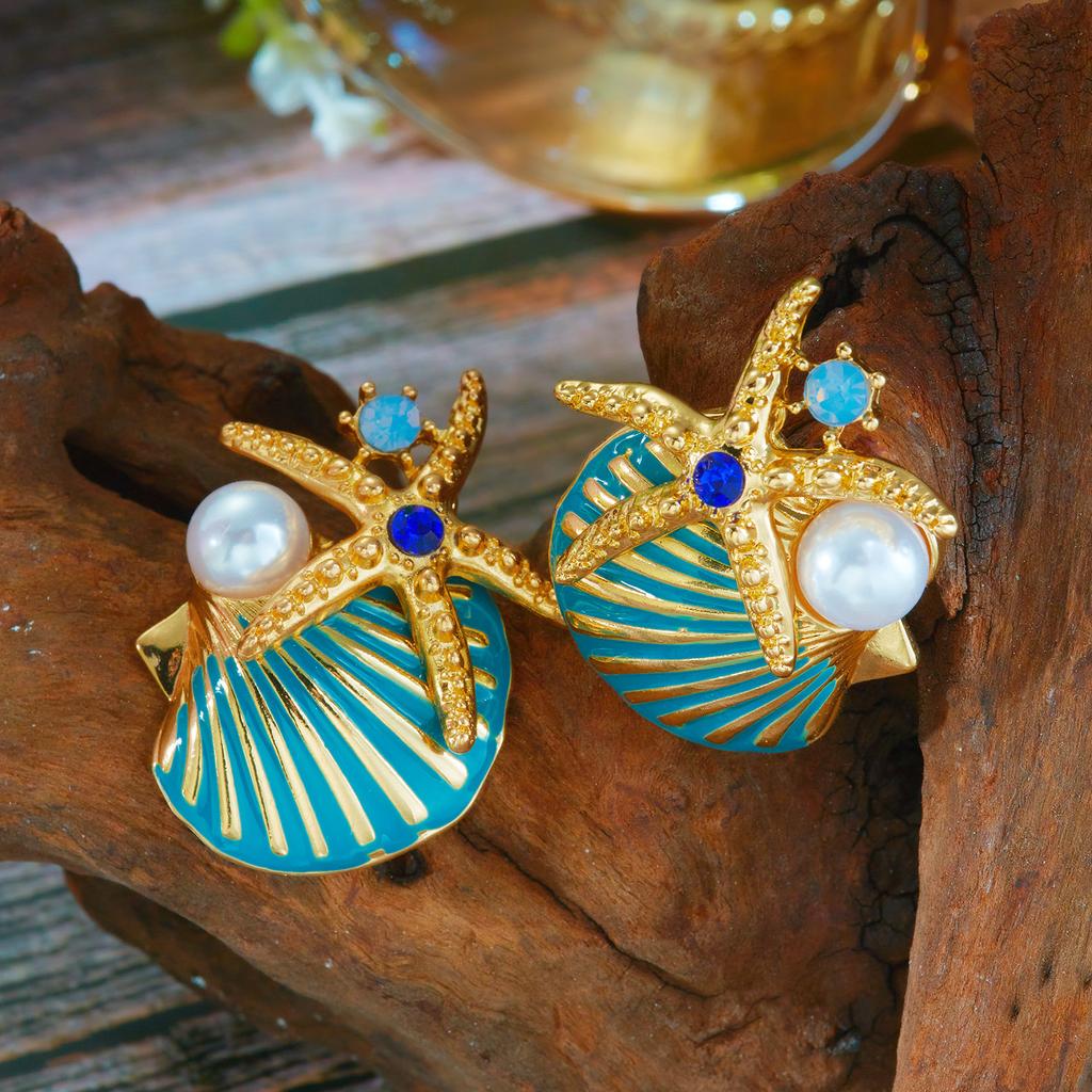 Digadagu Metal Starfish Shell Animal Stud Earrings New Women's Marine Elegant Simple Daily Jewelry Accessories
