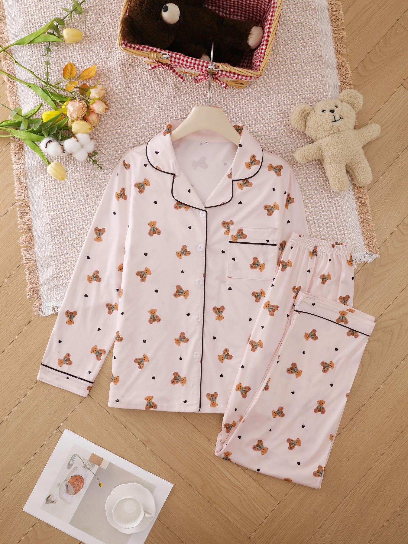 

Удобный и дышащий комплект пижамы с длинным рукавом и отложным воротником для ношения дома и на улице Medium