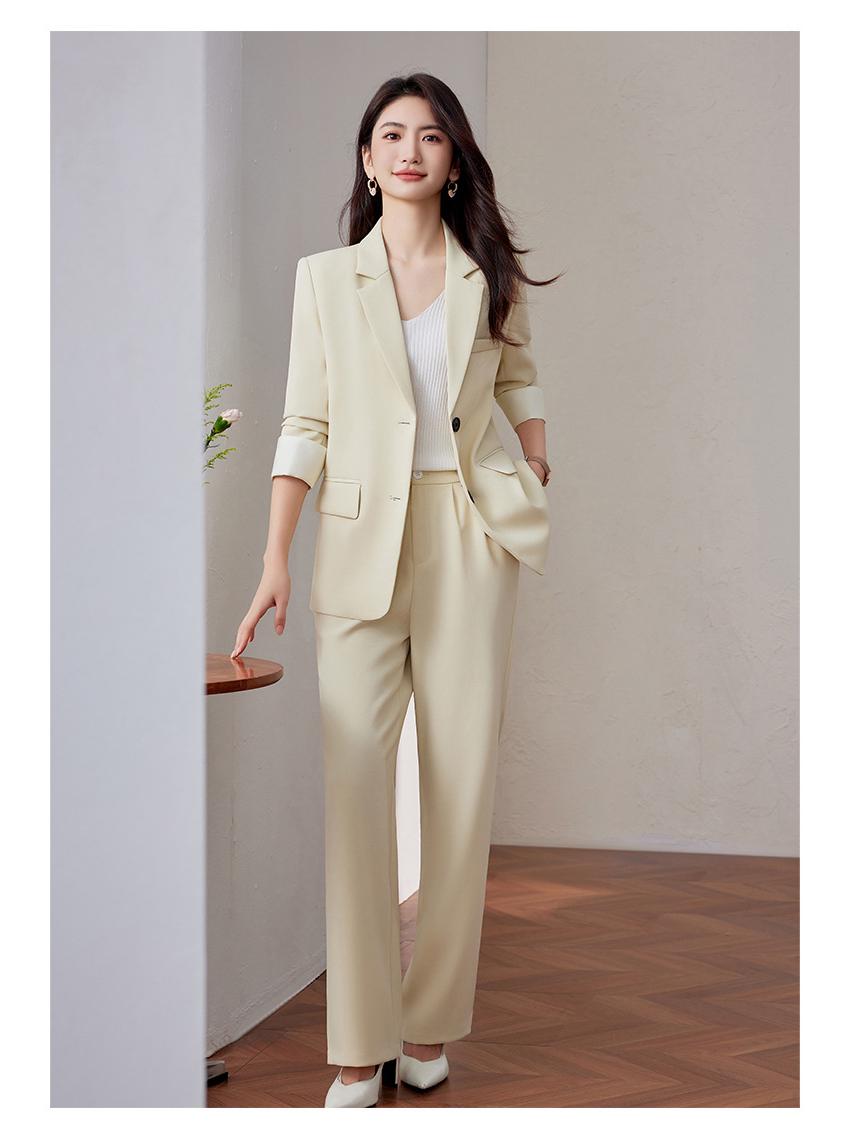 

Элегантные профессиональные костюмные наборы: Стильная и повседневная офисная одежда для работников M