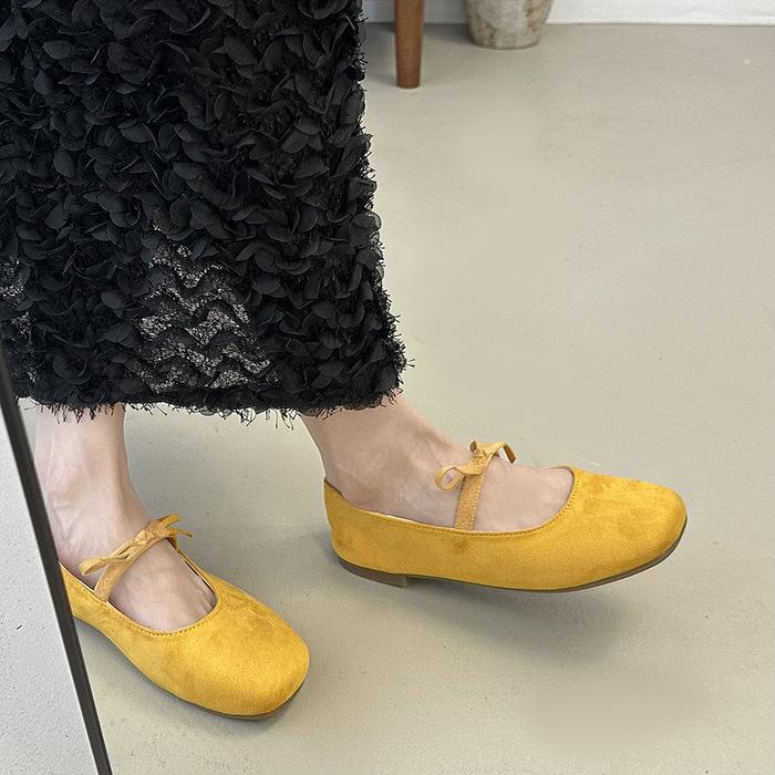 

New flat-bottomed retro bow Mary Jane shoes children s shallow mouth ballet single shoes grandma shoes 35 жёлтый