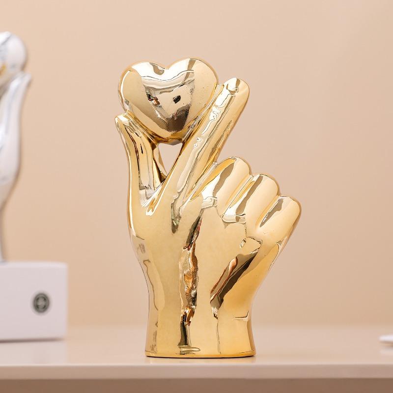 1pcs Valentine's Day Heart Gesture Ornament Minimalist Home Desktop Decor Ceramic Craft for Holiday Gift