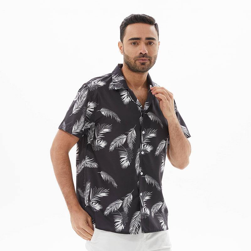 2024 Men's Hong Kong Style Striped Contrast Color Lapel Shirt - Loose, Short-Sleeved, Single-Breasted, Summer Fashion
