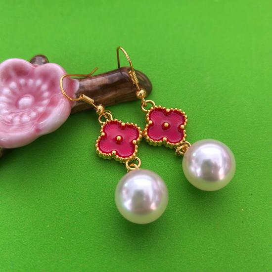 2025 Trendy Four-Leaf Clover Pearl Stud Earrings - Elegant Red New Year Design