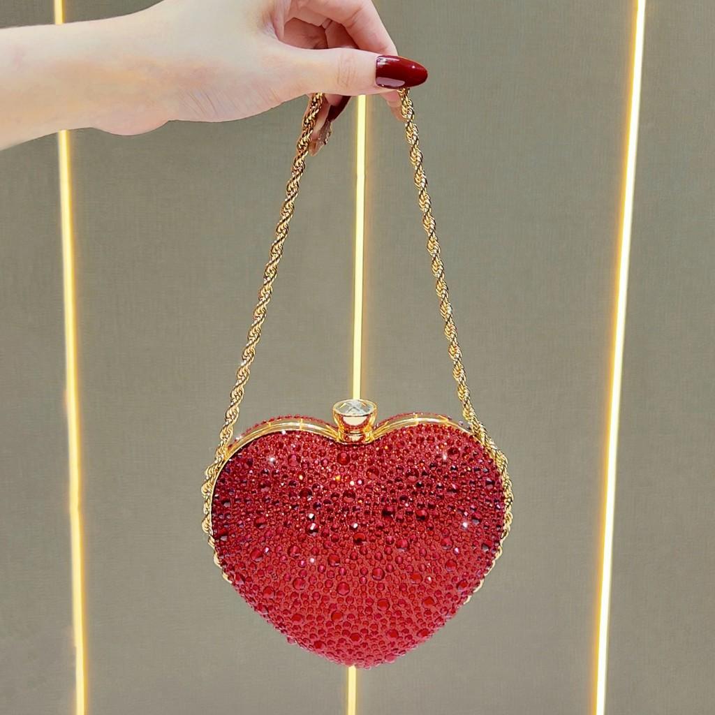 Borsa a mano a forma di cuore alla moda con decorazioni di strass per serate fuori