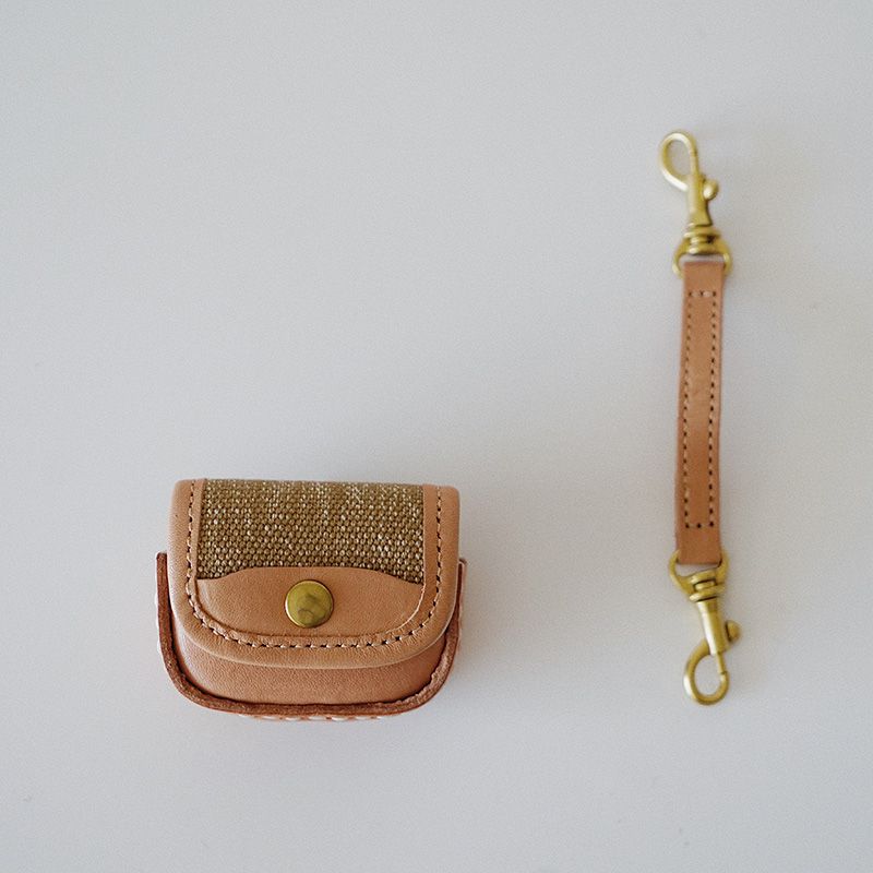 

Earbuds Case Protective Case Airpodspro12 Three Generations Minimalist Design Skeleton-Skin Ins Pendant Leather Case for Men and Women New Arrival Apple Airpods Pro1/2 Mustard Yellow