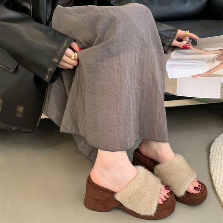 

French fashion leopard print thick high-heeled cotton slippers women s 2025 autumn and winter new gentle square head one-word fluffy slippers 35