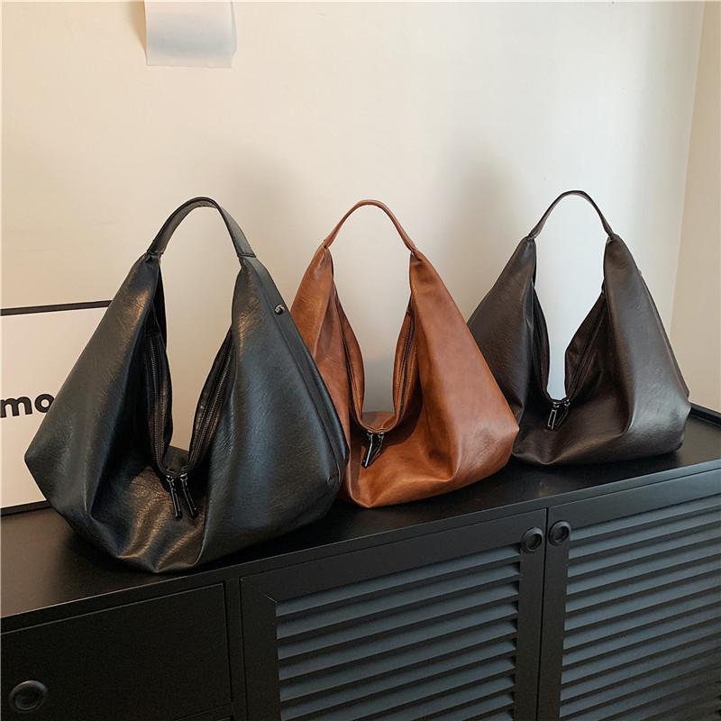 Women's Fashion PU Leather Shoulder Bag - Large Capacity Tote Bag for Daily Use Trendy Underarm Purse Casual Crossbody Handbag