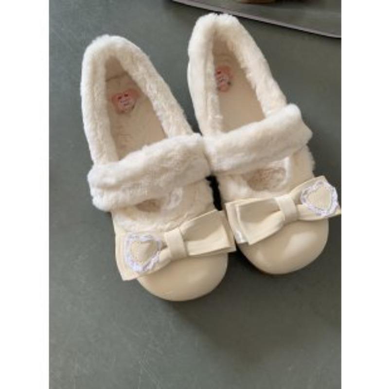 

Милые туфли для девочки на толстой подошве с круглым носком из кожи с флисом 40 бежевый