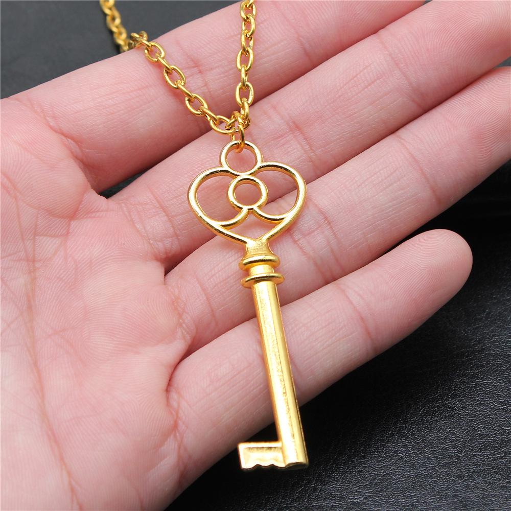 Vintage Big Key Pendant Long Chain Necklace For Women Girl Birthday Gift Enter University Gift Costume Jewellery Necklace