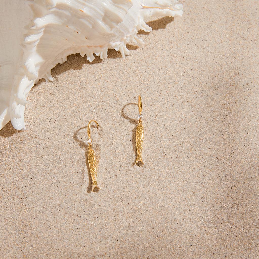 Youthway Classic Fish Drop Earrings For Women Minimalist 18K Gold Plated Stainless Steel Earrings Simple Fashion Jewelry Gift