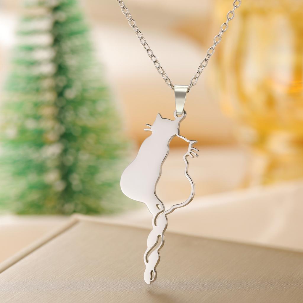 Hug Cats Necklace Women Stainless Steel Jewelry Cute Animal Pet Hugging Pendant Lovely Kitten Neck Chain Fashion Christmas Gifts