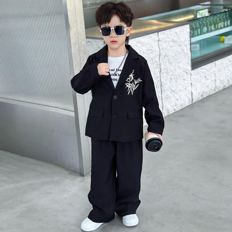 New Chinese Style Boys' Hanfu Suit: Embroidered Ancient Performance Costume for Kids