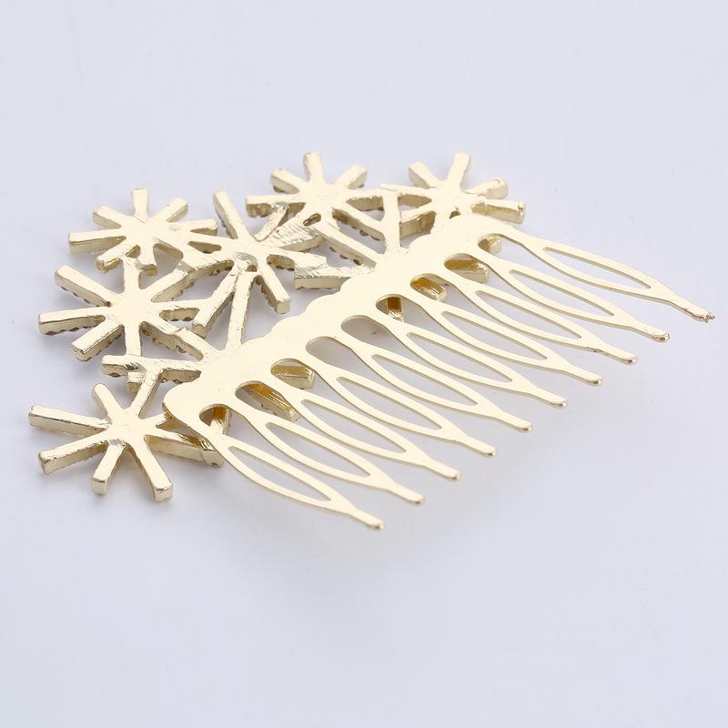 Snowflake Crystal Bridal Hair Comb - Elegant Updo Accessory & Christmas Gift