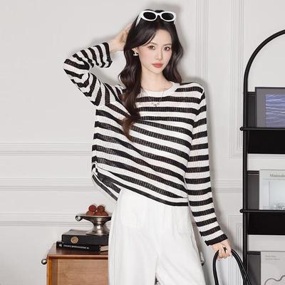 Damen locker geschnittener gestreifter Strickpullover