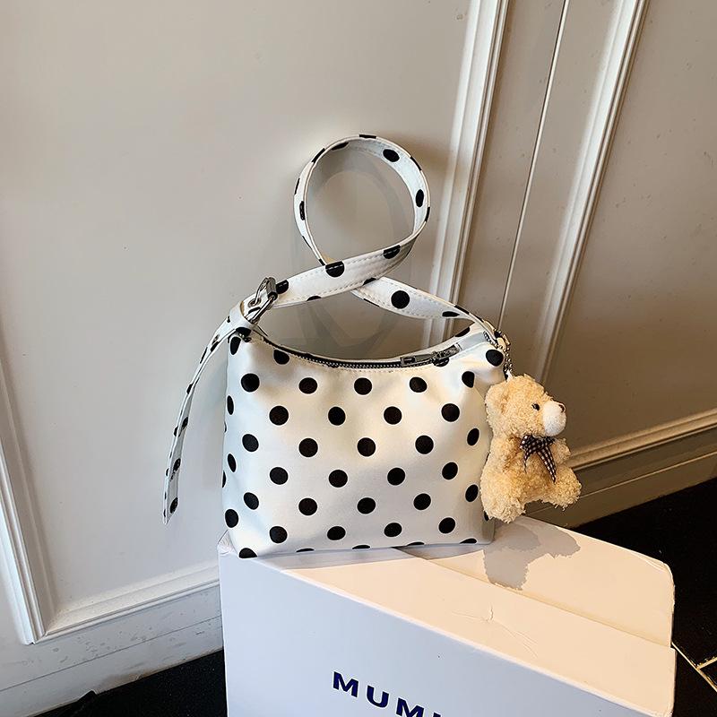 Niche Design Polka Dot Canvas Bag Women's 2025 New Summer Shoulder Bag Popular Super Fire Leisure Bucket Bag