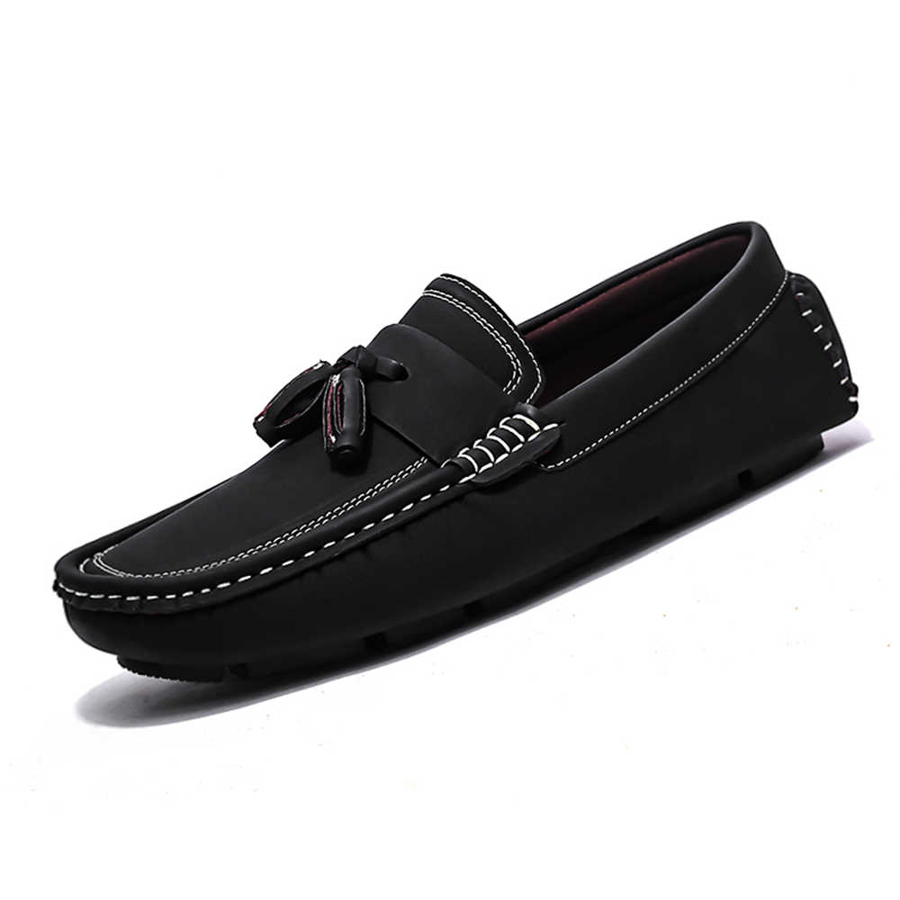 Fashion Tassel Lightweight Men Sneakers Brand Loafers Trainers Men Designer Summer Shoes Brand Sports Technology Top Quality Sabot